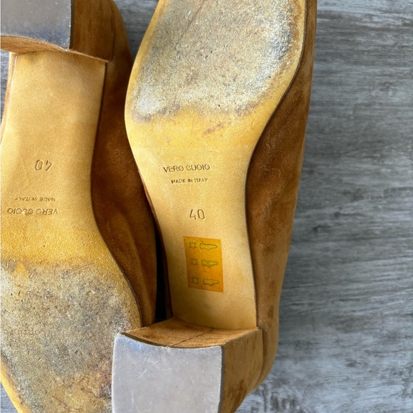 Michele Lopriore Suede Tan Mules Slip On Block Heels Italy 
EU Size 40 US 9 - Picture 6 of 8